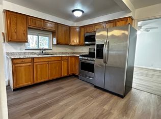 81 Atlantic Ave, West Sayville, NY 11796