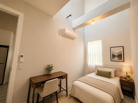4th image of 586 Marcy Ave #4L