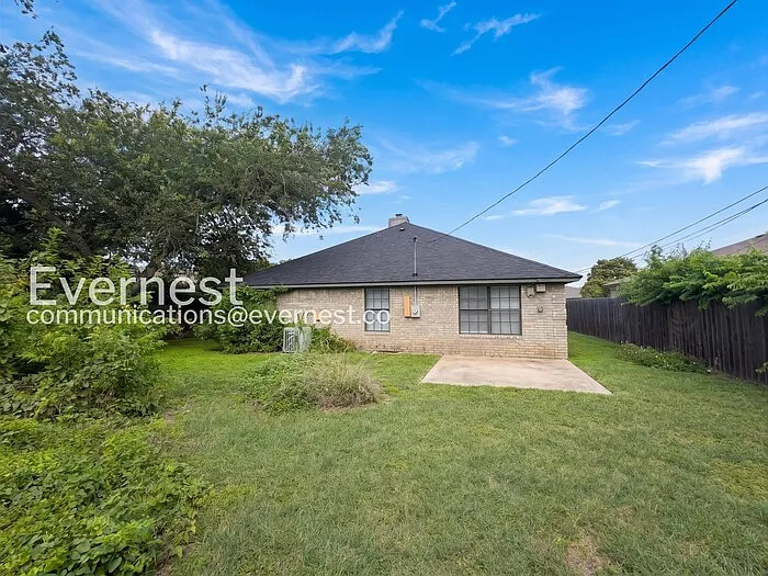 2014 Cedarview Dr — Photo 16
