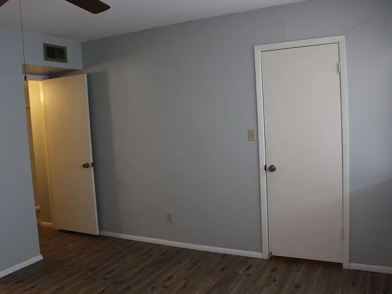 602 W Kilarea Ave — Photo 19