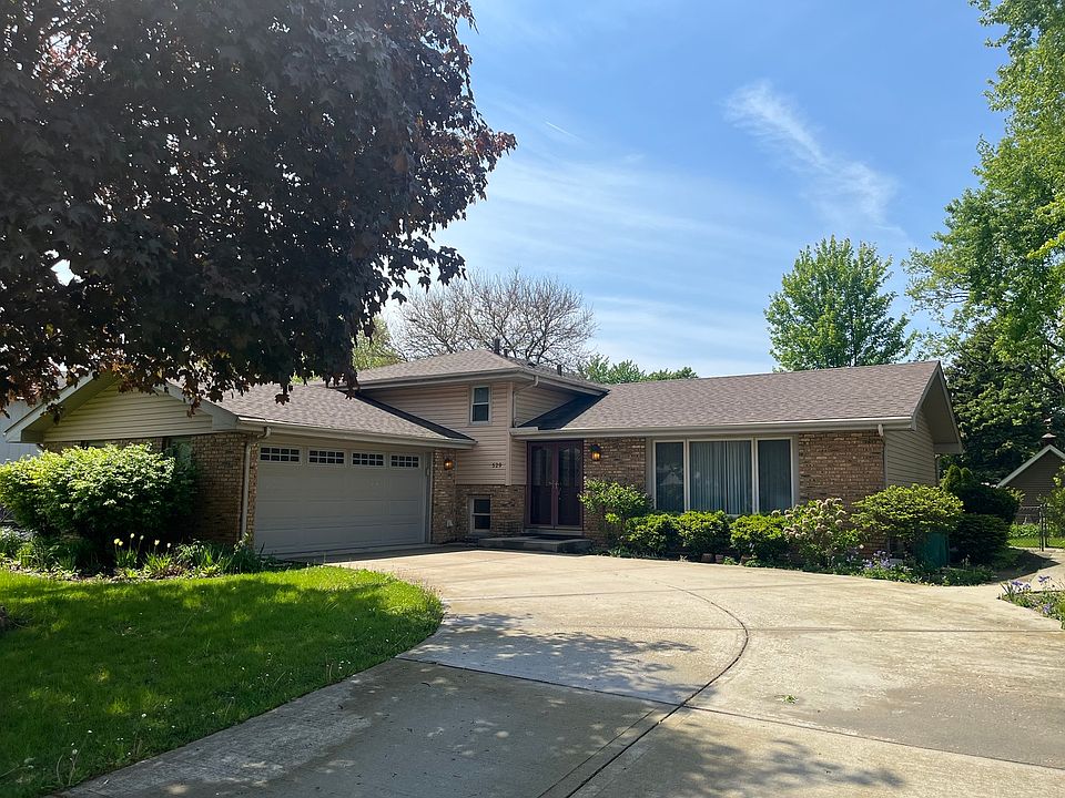 1st image of 529 Shorewood Dr