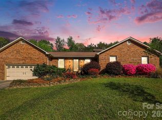 496 Majestic Ct SE, Concord, NC 28025
