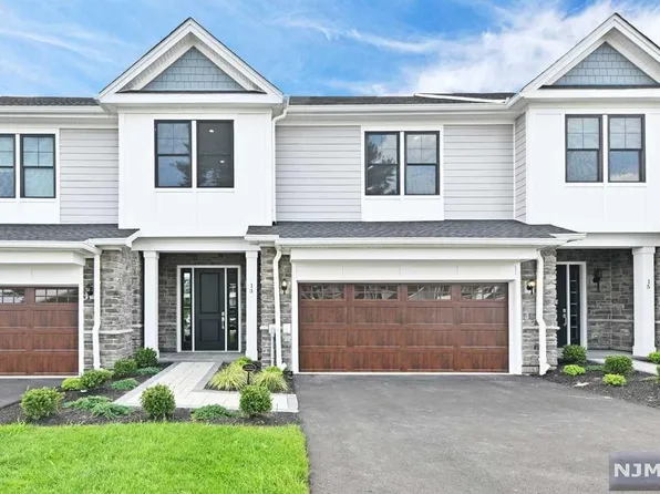 13 Augusta Way Riv, Westwood, NJ 07675