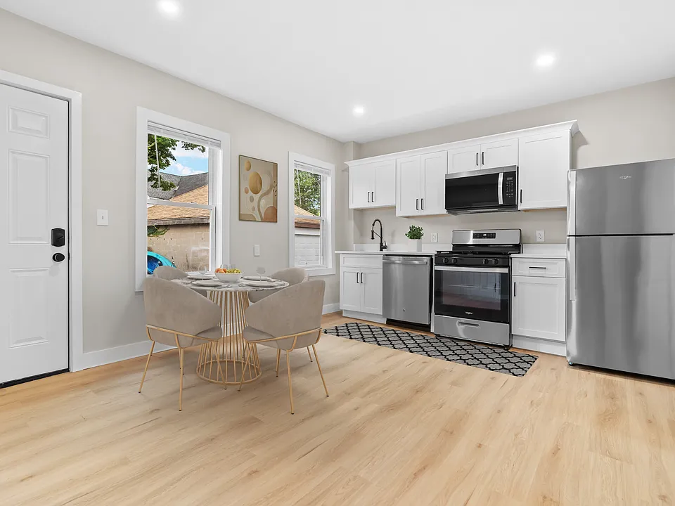 54 Cedar St #1