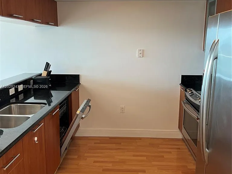 1800 N Bayshore Dr #2310 — Photo 13