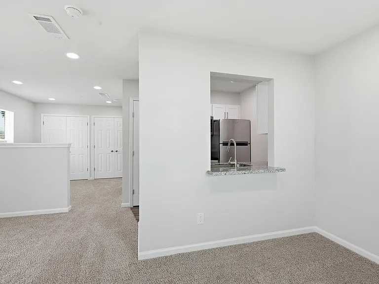 Land's End Apartments — Photo 11