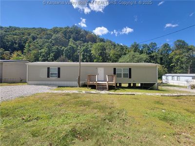 8492 Cabin Creek Rd, Eskdale, WV, 25075