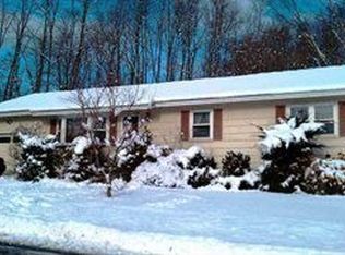 12 E Beacon St, Glens Falls, NY 12801