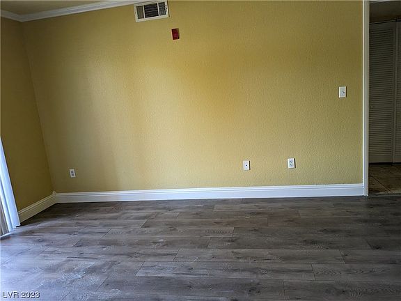 3rd image of 1150 N Buffalo Dr APT 1041