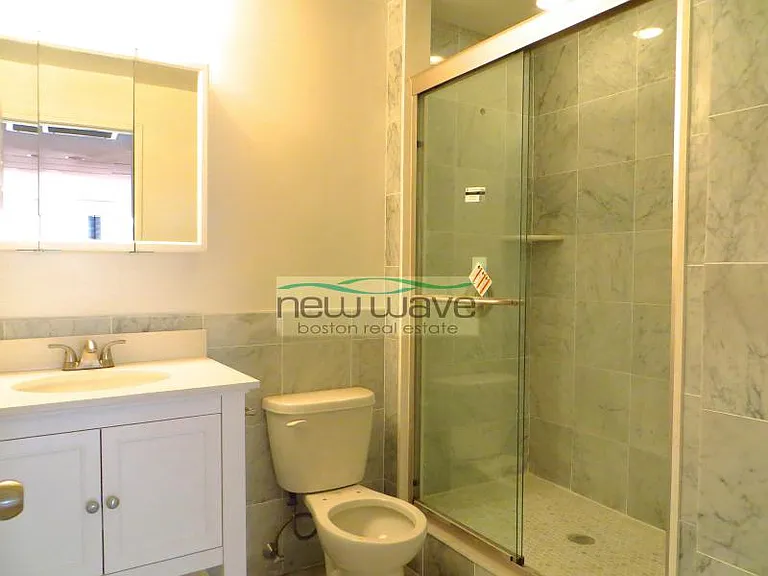 108 Jersey St #5 — Photo 10