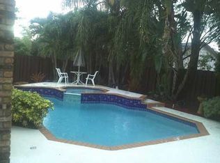 15611 SW 54th Ter, Miami, FL 33185