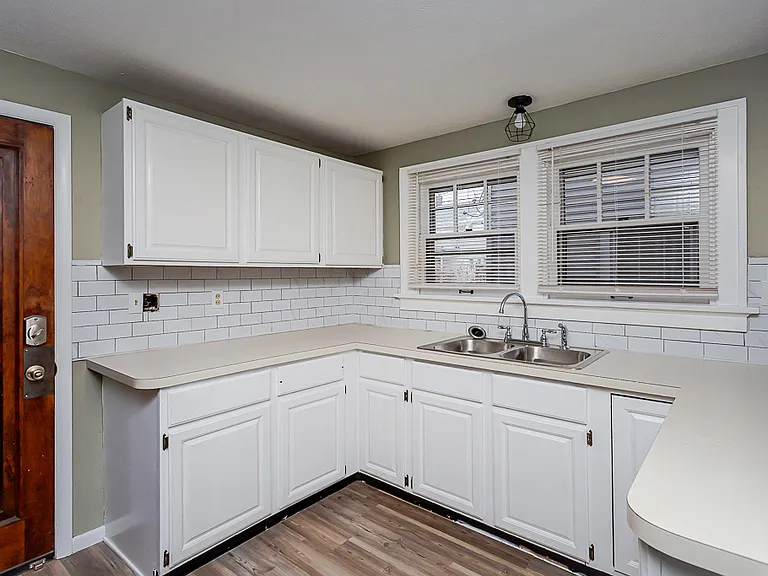 1321 Laclede Rd #2 — Photo 15