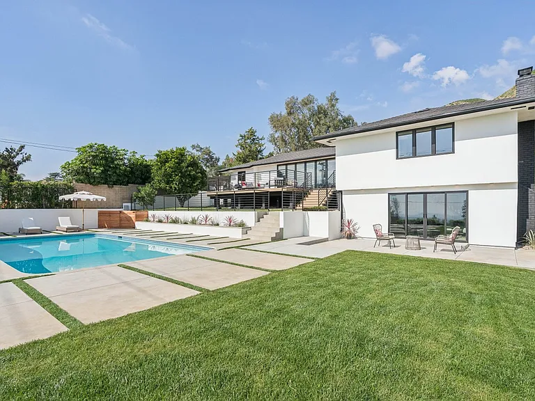 1764 E Loma Alta Dr — Photo 59