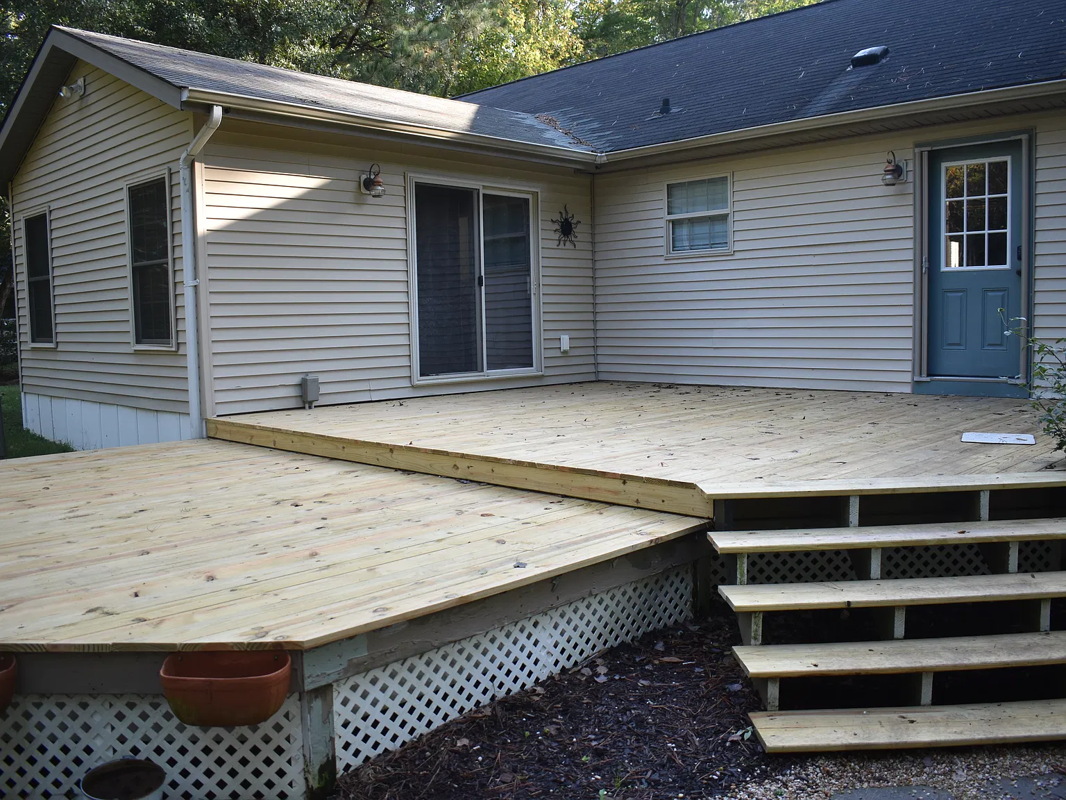 3 bed, 1900 sqft, $2,500 — Photo 4