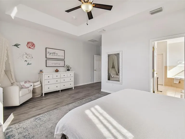 18026 Java Isle Dr — Photo 36