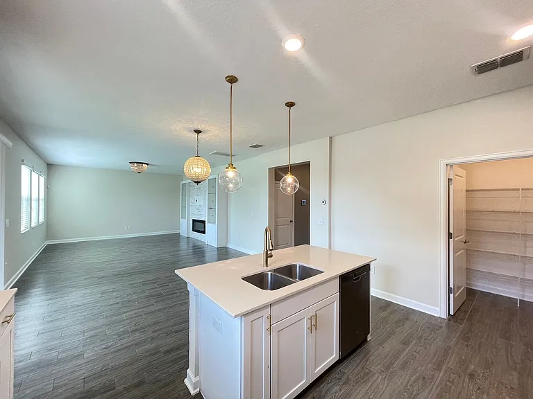 10881 Longleaf Woods Dr — Photo 9