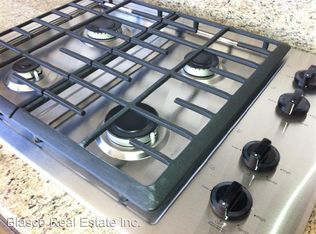 4825 Stoneglen Ave, Fontana, CA 92336