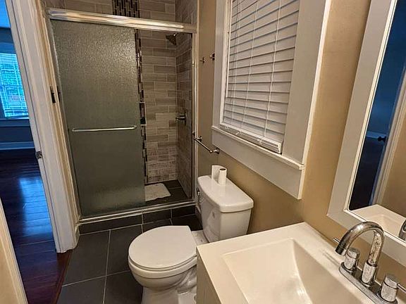 4th image of 1406 Patricia Dr