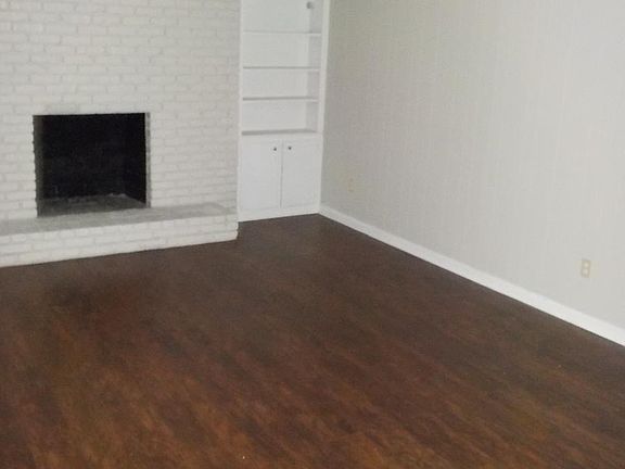 4th image of 4864 Scottsdale Ave
