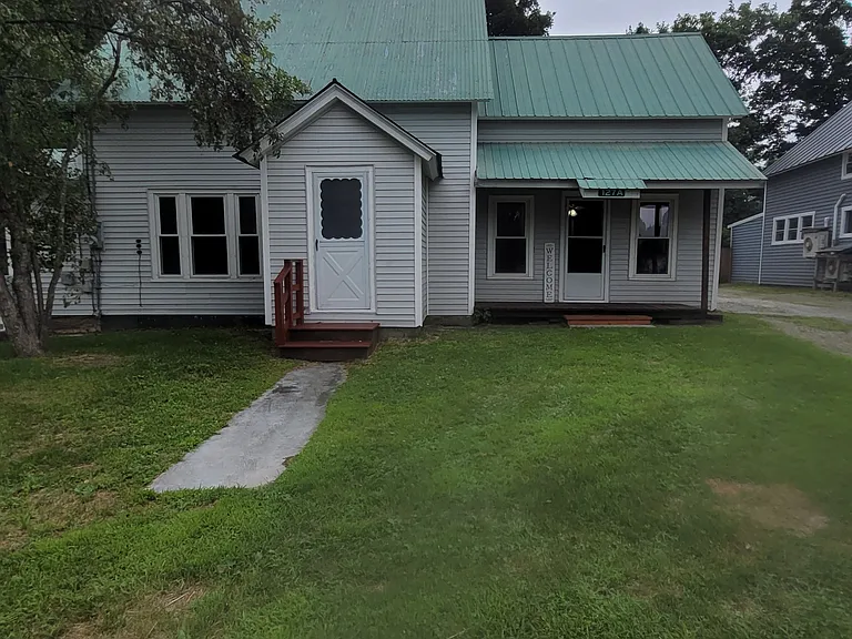 127 Gould Rd #A — Photo 2