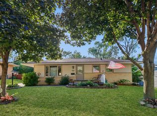 226 NW Sharmin Dr, Ankeny, IA 50023