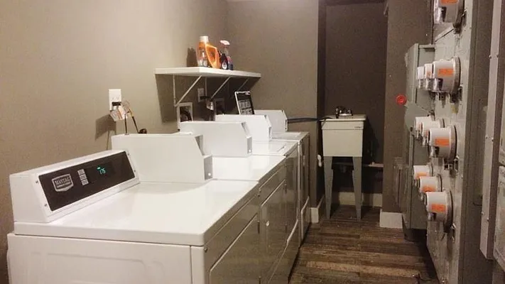 Rented by Nooklyn NYC LLC | media 14