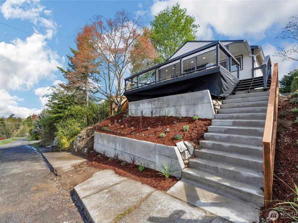 7738 14th Avenue SW, Seattle, WA 98106