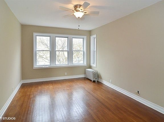 2nd image of 3703 W Cullom Ave #3