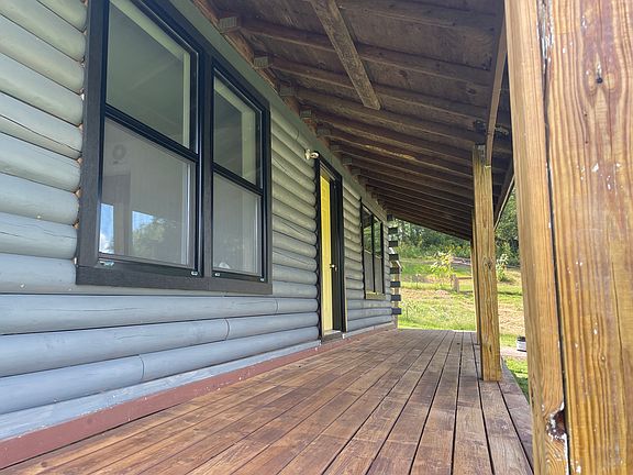 4th image of 725 Zion Rd SE