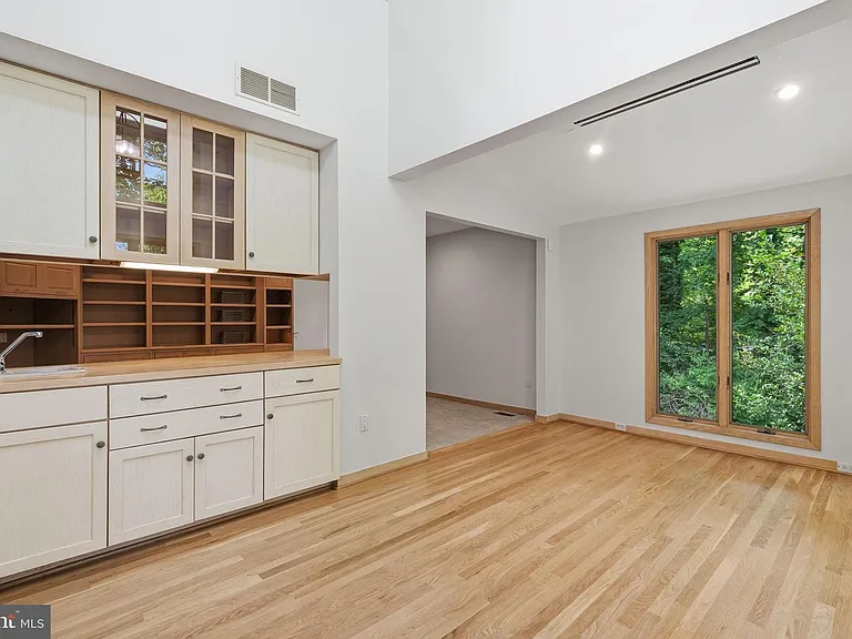 22 Poplar Point Rd — Photo 10