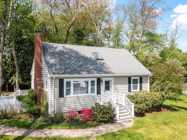 289 South Rd, Bedford, MA 01730