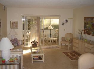 12022 W Greenway Dr APT 106, Royal Palm Beach, FL 33411