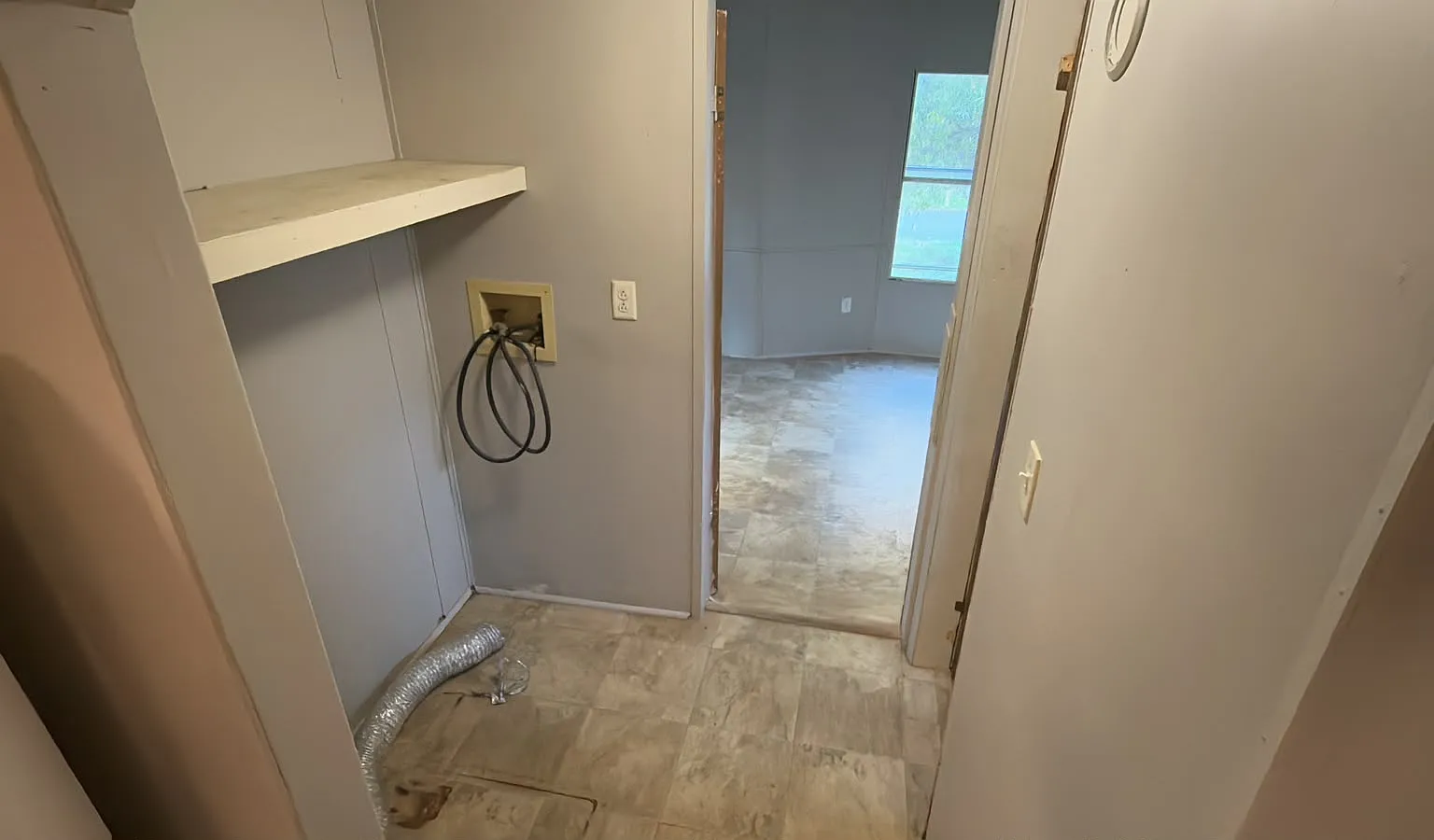 2 bed, $700 — Photo 4