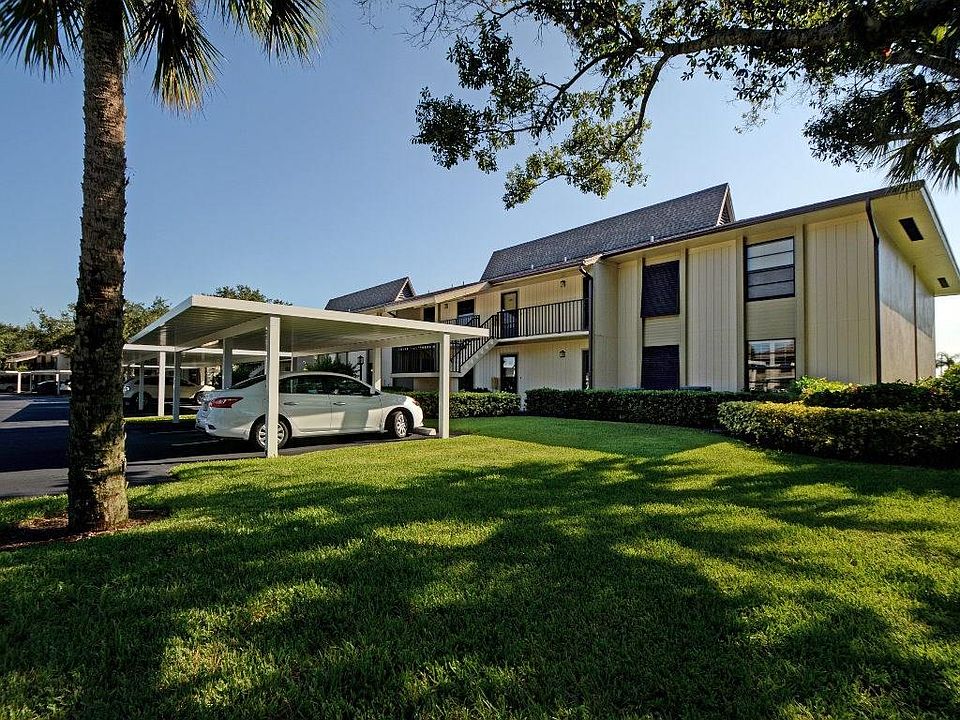1st image of 34 Plantation Dr APT 204