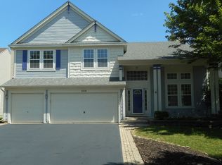 500 Hamilton Ln, North Aurora, IL 60542