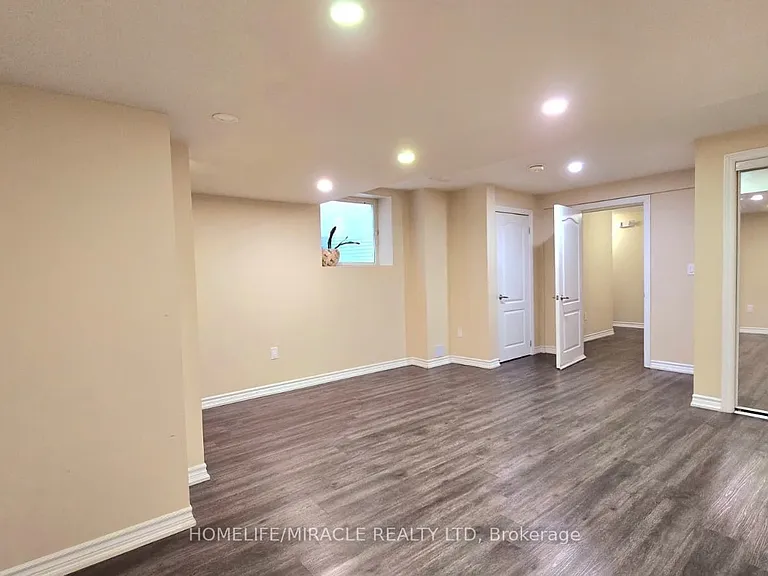 91 Tysonville Cir #LOWER — Photo 15