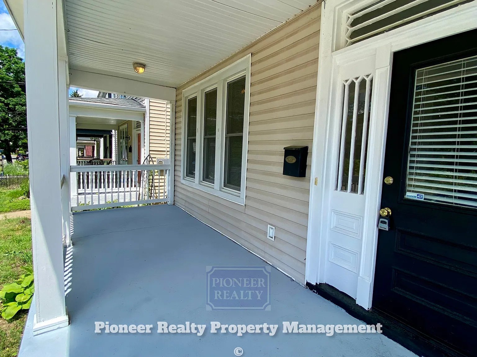401 W. 24th Street - 1 — Photo 4