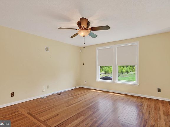 4th image of 41 Palmetto Ave