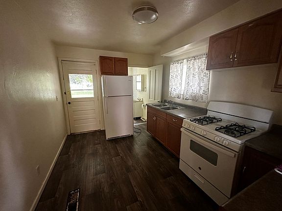 4th image of 403 S Jackson St #2