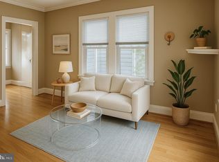 7347 Wisconsin Ave APT 301, Bethesda, MD 20814