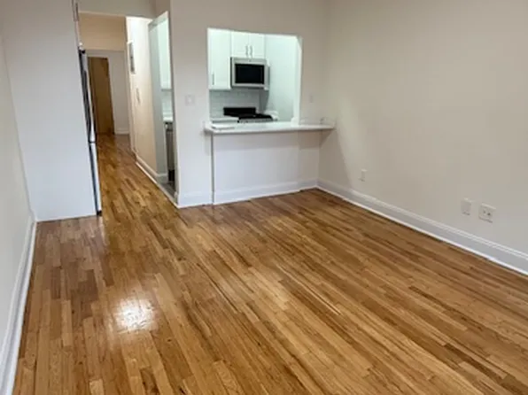 405 East 82nd Street image 1 of 8