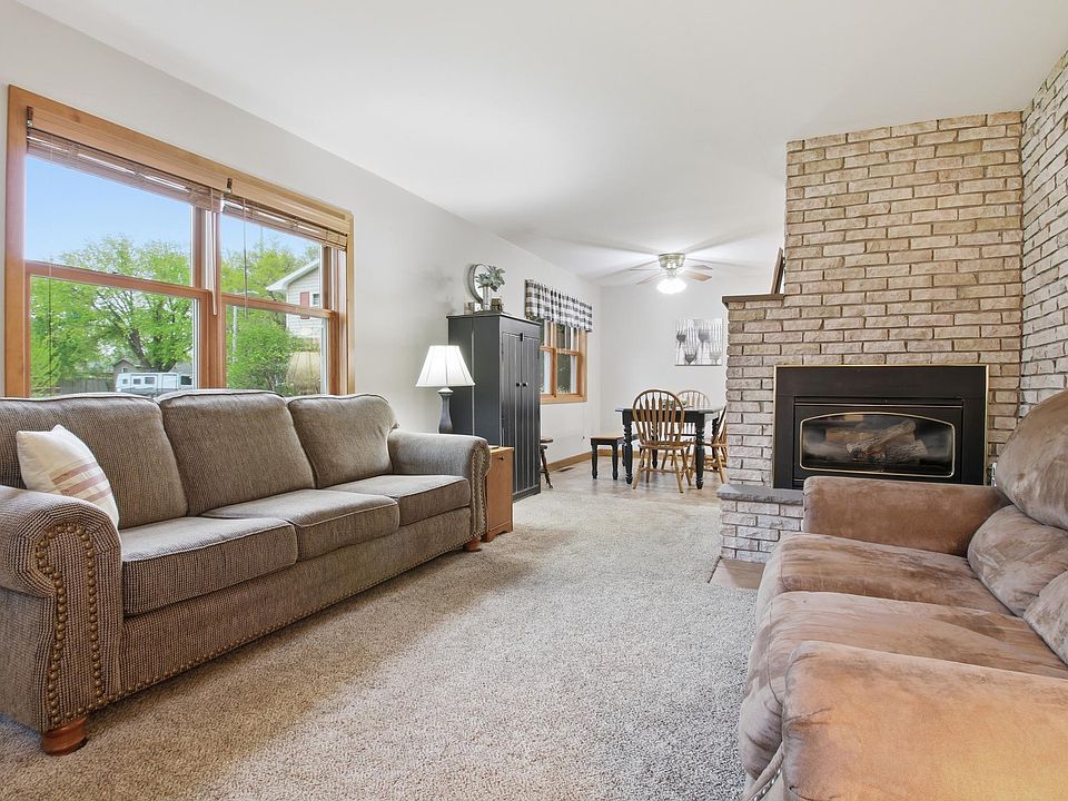 1st image of 215 Terrace Dr SW