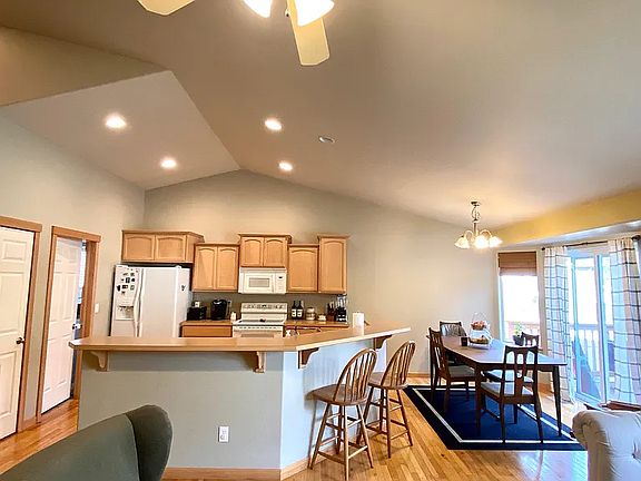 5th image of 4135 Stonington Ln