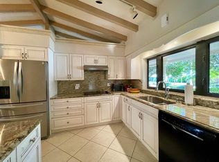 2725 NE 27th Ct, Fort Lauderdale, FL 33306