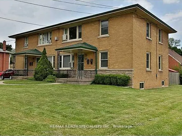 2006 Maplewood Dr #2, Burlington, ON L7R 2C4