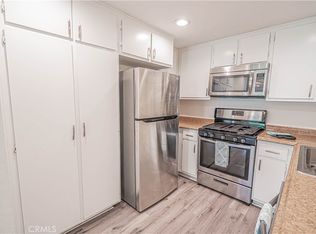 1342 E Hillcrest Dr Unit 17, Thousand Oaks, CA 91362