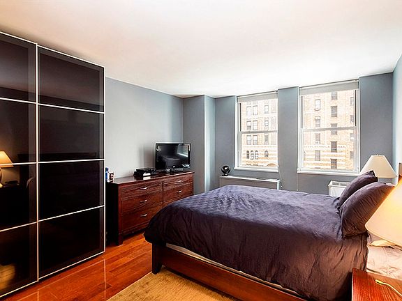 2nd image of 420 W 23rd St APT 3C