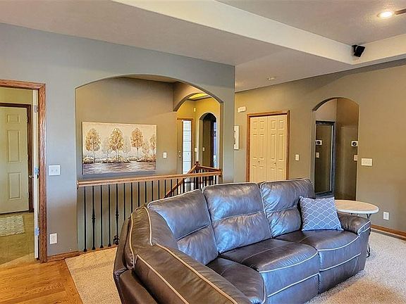 2nd image of 817 S 190th Ave