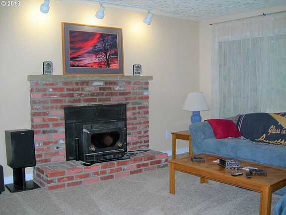 4th image of 5921 NE 114th St
