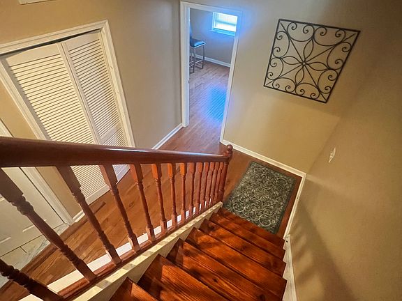 5th image of 626 N 37th St #1